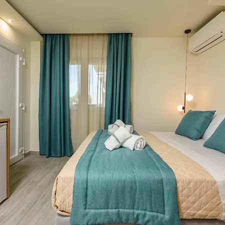 Alfa Boutique * Koinira